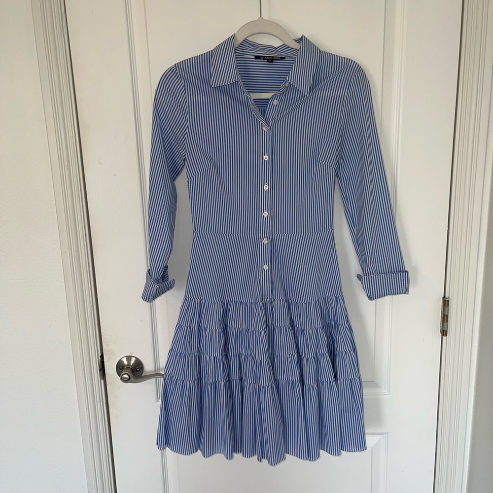 Gianni Bini Gray Ruffled Tiered Long Sleeve Dress